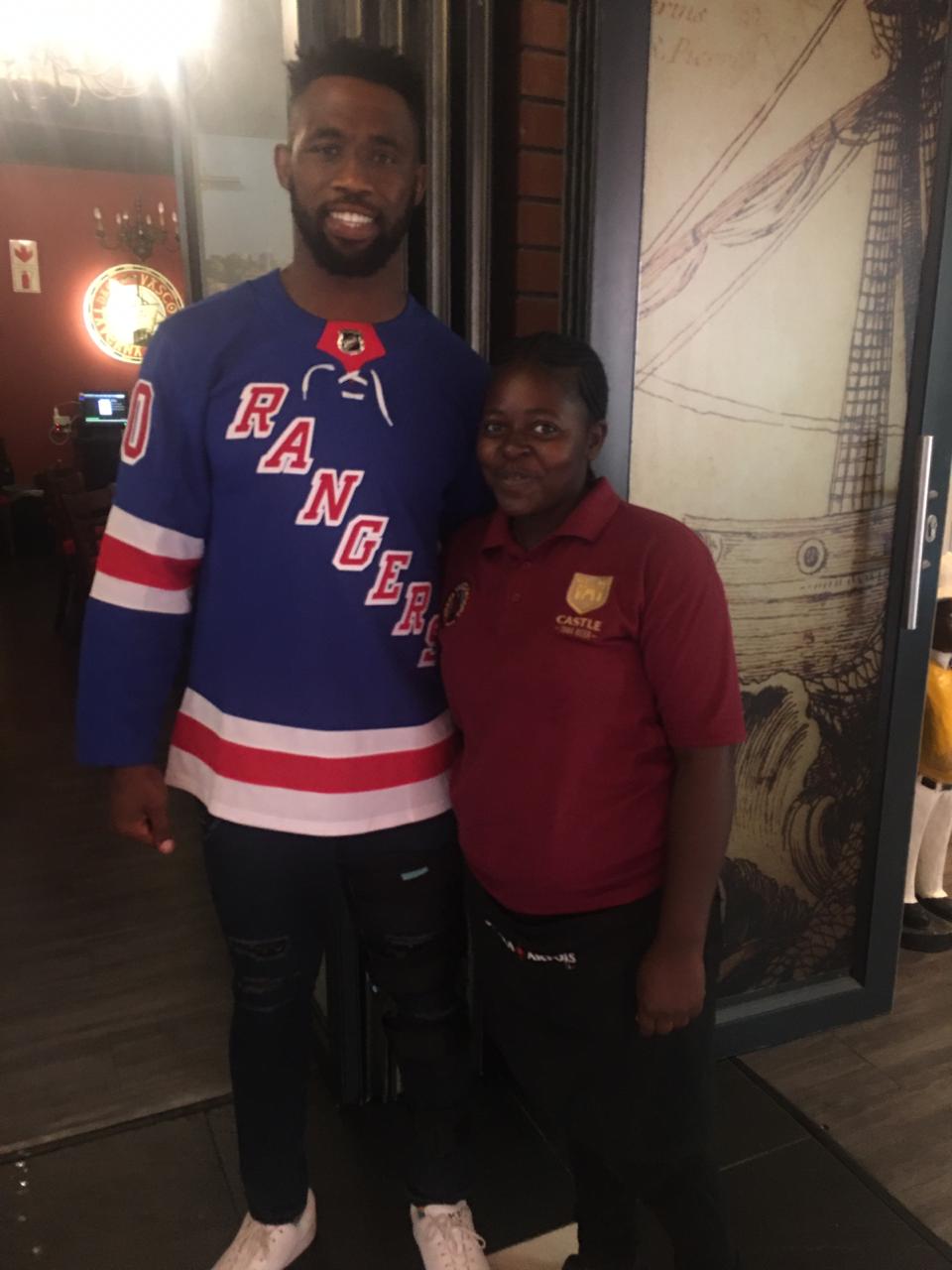 Springbok captain Siya Kolisi enjoying a night out at Vasco Da Gama Taverna